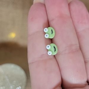 FROG POTTERY STUD EARRINGS
